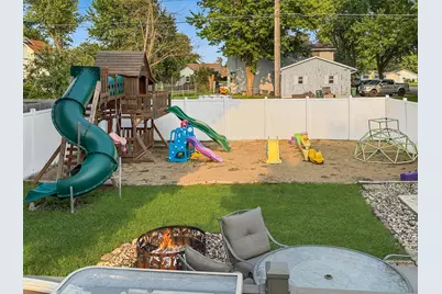 509 S Lake Street, Sherburn, MN 56171 - Photo 8