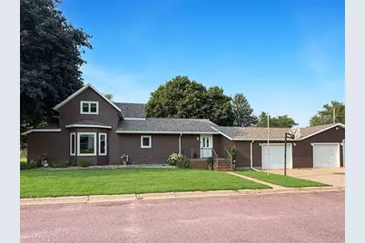 509 S Lake Street, Sherburn, MN 56171 - Photo 1