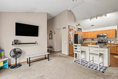 7335 Derby Lane, Shakopee, MN 55379 - Photo 4