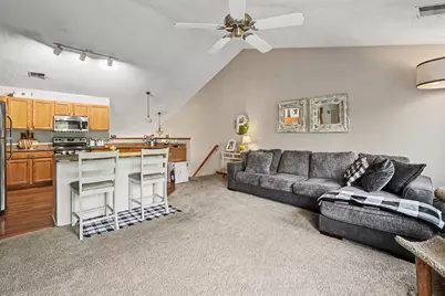 7335 Derby Lane, Shakopee, MN 55379 - Photo 2