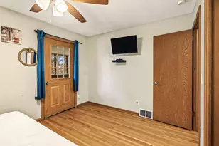 3401 McNair Dr N, Robbinsdale, MN 55422 - Photo 10
