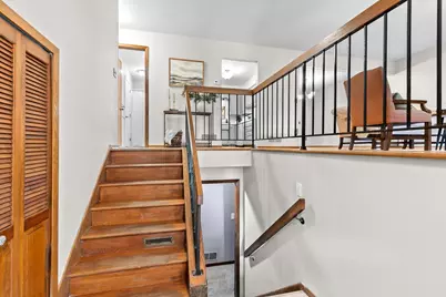 677 California Avenue E, Saint Paul, MN 55106 - Photo 8