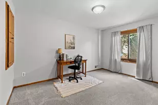677 California Ave E, Saint Paul, MN 55106 - Photo 26