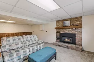 756 Larson Ct, Shoreview, MN 55126 - Photo 28