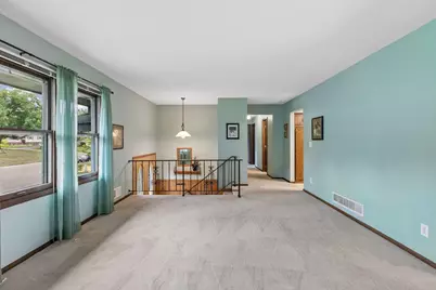 756 Larson Court, Shoreview, MN 55126 - Photo 6