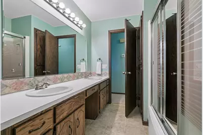 756 Larson Court, Shoreview, MN 55126 - Photo 20