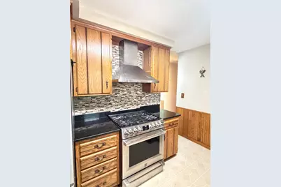 8625 Poplar Bridge Curve, Bloomington, MN 55437 - Photo 14
