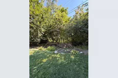 8625 Poplar Bridge Curve, Bloomington, MN 55437 - Photo 10