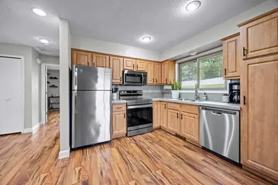 1264 Hathaway Lane NE, Fridley, MN 55432 - Photo 8