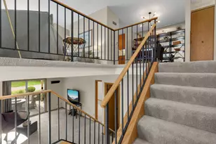 5205 Beachside Dr, Minnetonka, MN 55343 - Photo 4