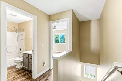 9118 Scarlet Globe Drive, Eden Prairie, MN 55347 - Photo 10