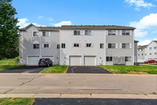 9118 Scarlet Globe Dr, Eden Prairie, MN 55347 - Photo 24