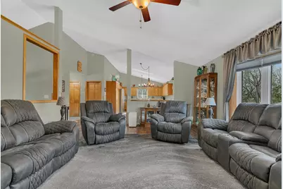 1785 Cypress Road, Saint Cloud, MN 56303 - Photo 4