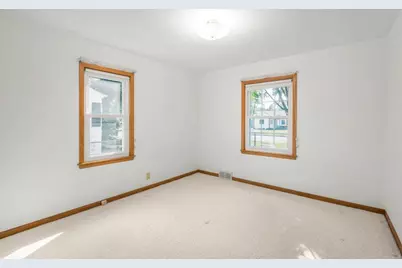 8101 2nd Avenue S, Bloomington, MN 55420 - Photo 12