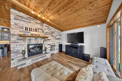 65054 140th Avenue, Wabasha, MN 55981 - Photo 14