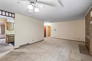 2147 Aztec Ln, Mendota Heights, MN 55120 - Photo 6