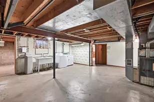 2147 Aztec Ln, Mendota Heights, MN 55120 - Photo 24