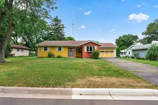2147 Aztec Ln, Mendota Heights, MN 55120 - Photo 30