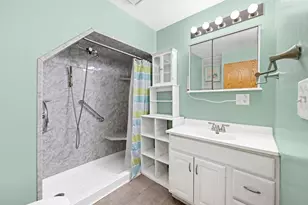 1331 4th St E, Saint Paul, MN 55106 - Photo 12