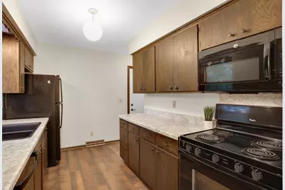3609 Canterbury Drive, Bloomington, MN 55431 - Photo 6