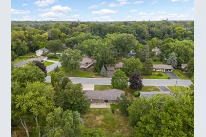 3609 Canterbury Drive, Bloomington, MN 55431 - Photo 22