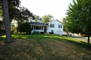 3701 Flag Ave N, New Hope, MN 55427 - Photo 2