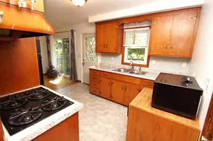 3701 Flag Ave N, New Hope, MN 55427 - Photo 8