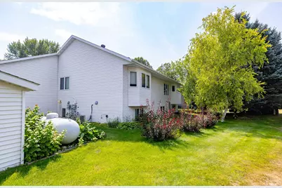 811 4th Avenue NE, Barnesville, MN 56514 - Photo 8