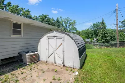 10725 Rich Ave S, Bloomington, MN 55437 - Photo 12