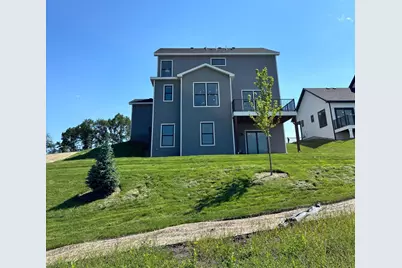 3746 Holbrook Drive, Waconia, MN 55387 - Photo 2