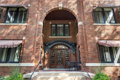 2719 Humboldt Avenue S #E, Minneapolis, MN 55408 - Photo 2