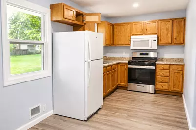 5901 Ewing Avenue N, Brooklyn Center, MN 55429 - Photo 6