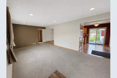 11219 Bittersweet Street NW, Coon Rapids, MN 55433 - Photo 8