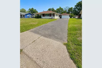 11219 Bittersweet Street NW, Coon Rapids, MN 55433 - Photo 2
