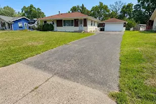 11219 Bittersweet St NW, Coon Rapids, MN 55433 - Photo 2
