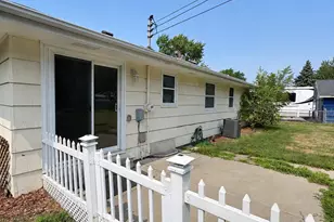 11219 Bittersweet St NW, Coon Rapids, MN 55433 - Photo 4