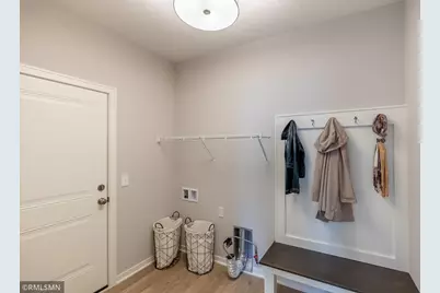 9152 62nd Street S, Cottage Grove, MN 55016 - Photo 18