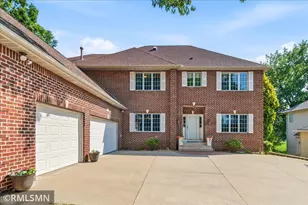 17816 93rd Pl N, Maple Grove, MN 55311 - Photo 2