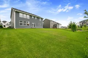 6368 Apple Ct, Inver Grove Heights, MN 55077 - Photo 4