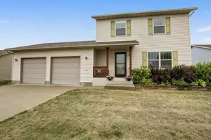 1020 Sequoia Ave, Saint Cloud, MN 56303 - Photo 1