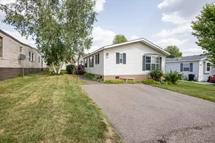 1390 Birchview Dr, Maplewood, MN 55119 - Photo 18