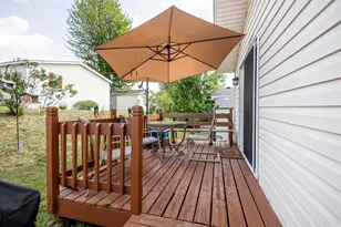 1390 Birchview Dr, Maplewood, MN 55119 - Photo 16