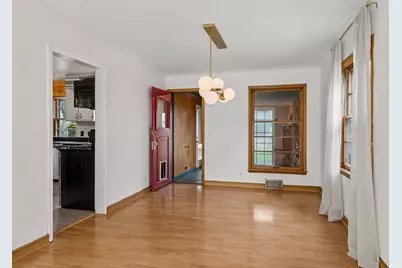 2011 Vincent Avenue N, Minneapolis, MN 55411 - Photo 10