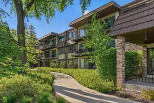 205 Barry Ave S, Wayzata, MN 55391 - Photo 8