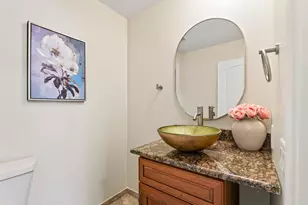 205 Barry Ave S, Wayzata, MN 55391 - Photo 18