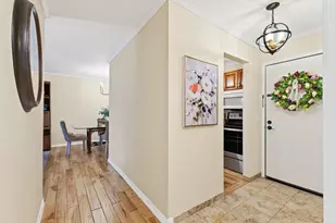 205 Barry Ave S, Wayzata, MN 55391 - Photo 8