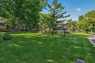 205 Barry Ave S, Wayzata, MN 55391 - Photo 28