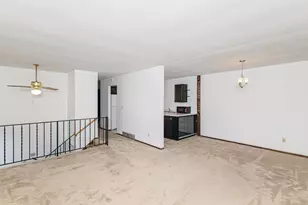 6570 Upper 35th St N, Oakdale, MN 55128 - Photo 14