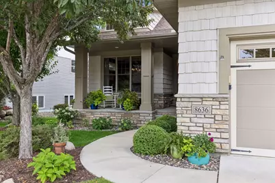 8636 Lake Riley Drive, Chanhassen, MN 55317 - Photo 4