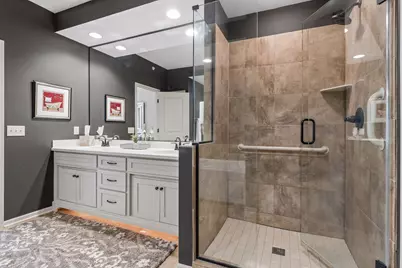 8636 Lake Riley Drive, Chanhassen, MN 55317 - Photo 32